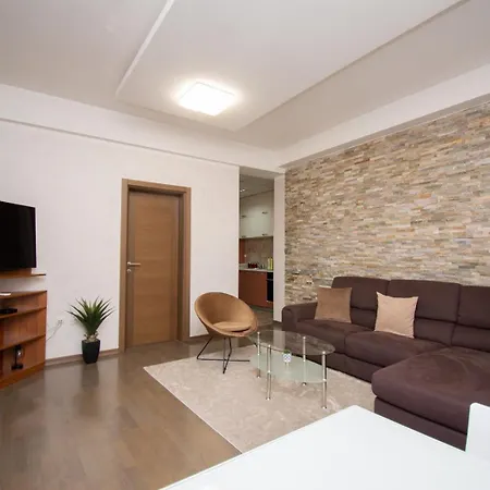 Daire Maxim Compass Podgoriçe