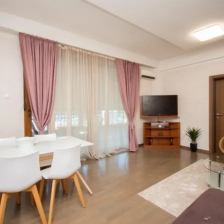 דירה Maxim Compass פודגוריצה