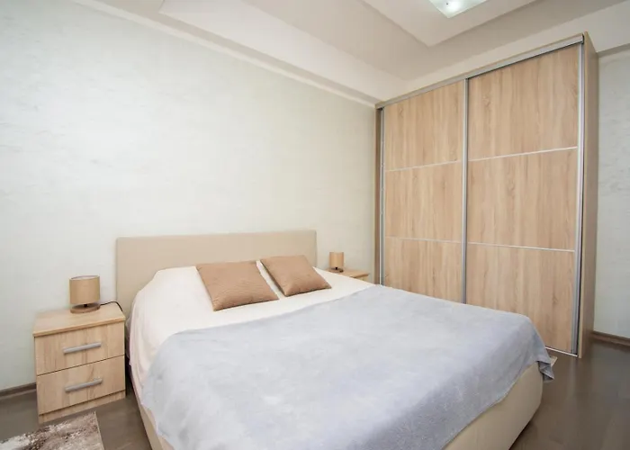 Maxim Compass Podgoriçe